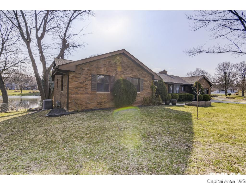 73 Pine Cove Springfield, IL 62712 - Photo 14 of 36