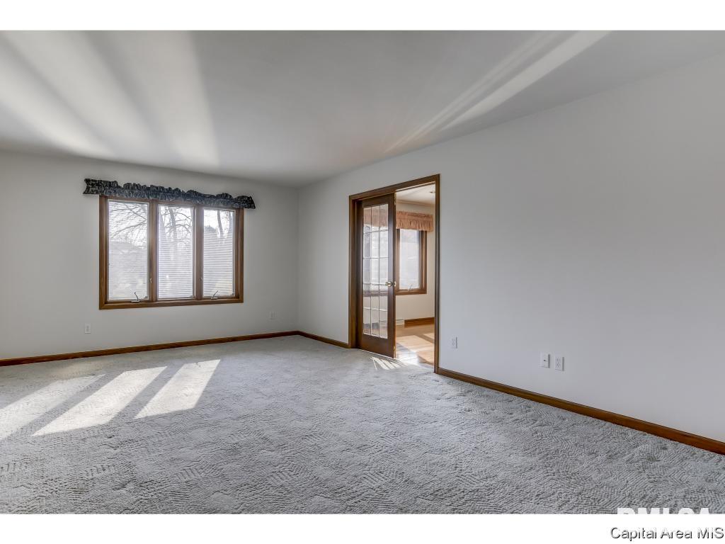 73 Pine Cove Springfield, IL 62712 - Photo 21 of 36