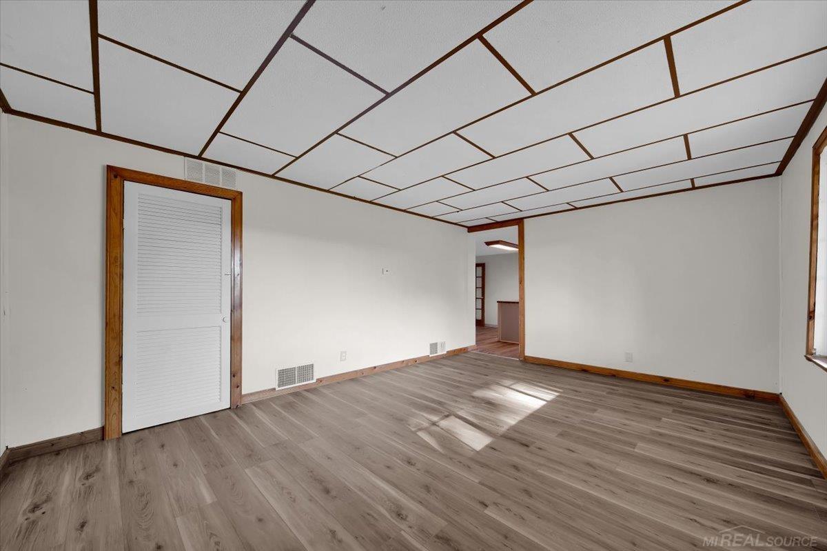 7364 Fargo Road Avoca, MI 48006 - Photo 7 of 18 50145831-1e7db725-9ead-4de7-ad47-2af608ea7938.JPG