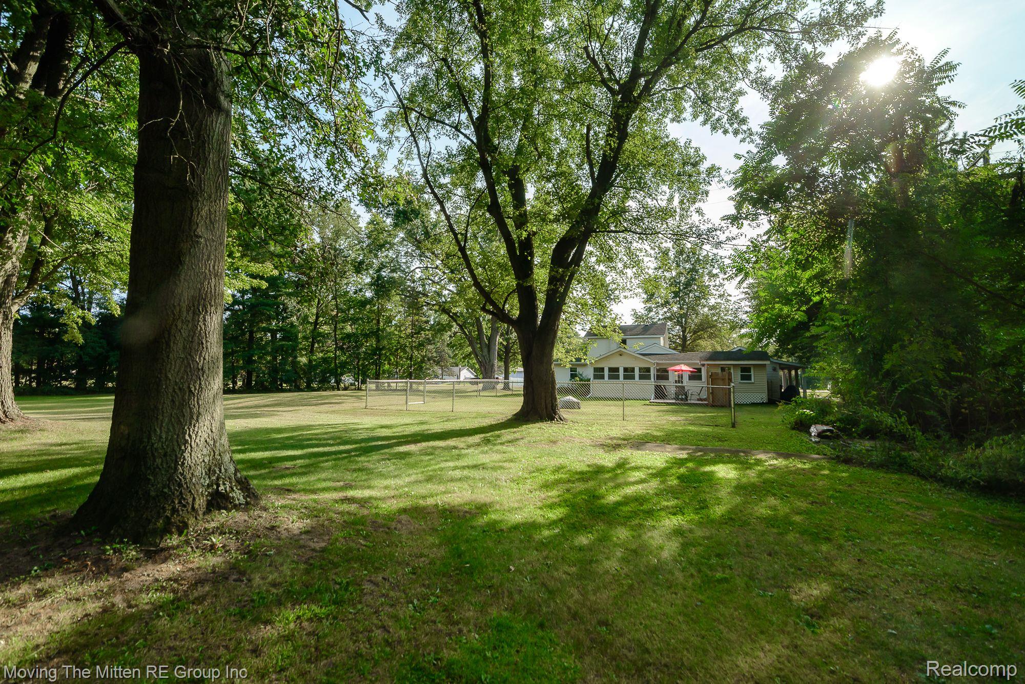 18571 Savage Road Belleville, MI 48111 - Photo 39 of 46 Gallery Image 39