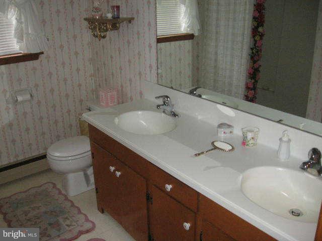 17211 Hunter Green Road Upperco, MD 21155 - Photo 16 of 28 Bath