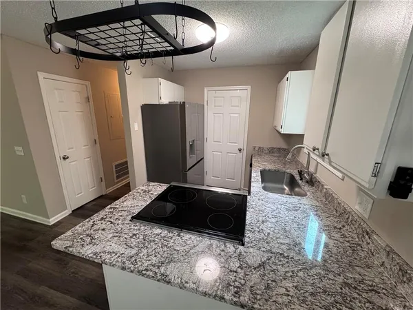 $1,500 | 3912 Darryl Lane, Gainesville, GA 30506