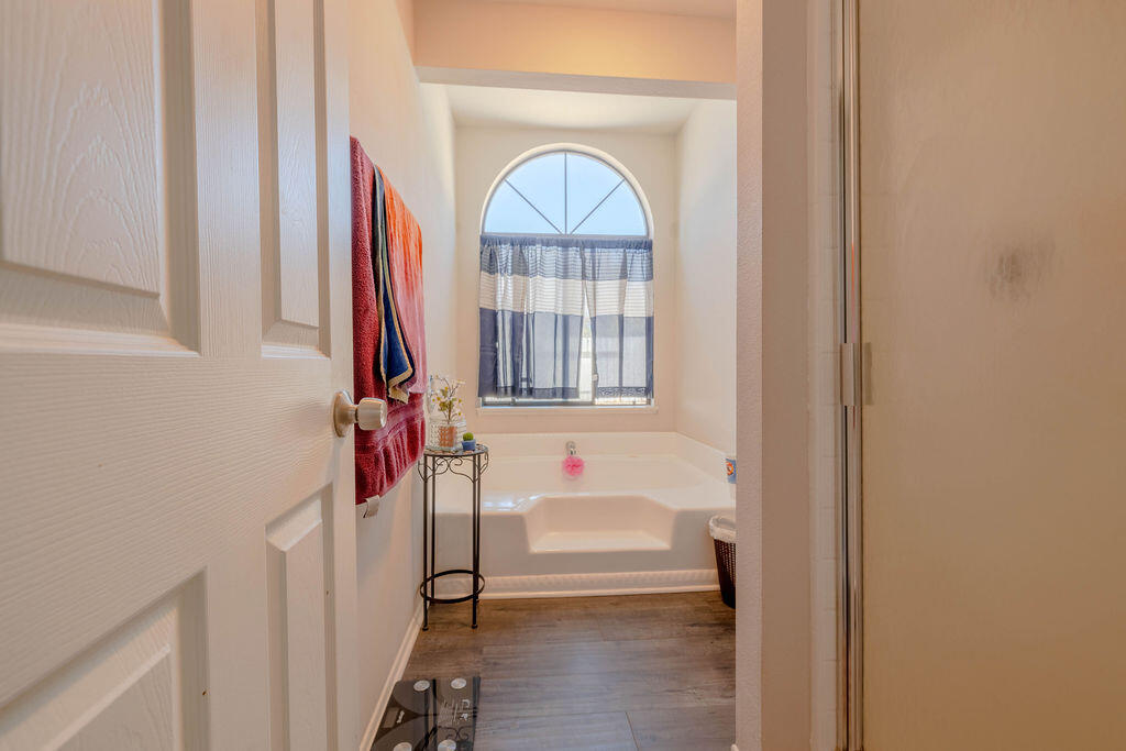 4359 Saddleback Road Palmdale, CA 93552 - Photo 11 of 19 0G7A7743-HDR