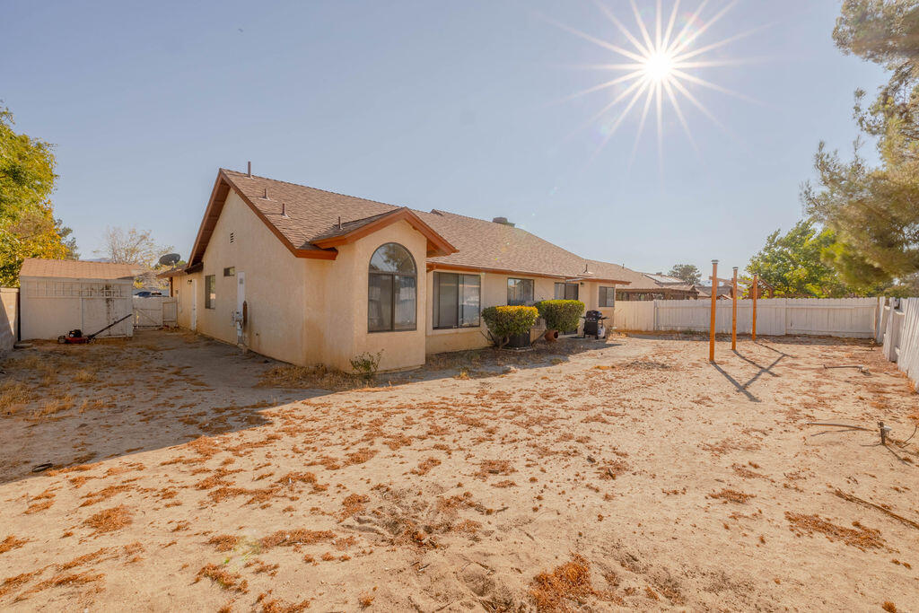 4359 Saddleback Road Palmdale, CA 93552 - Photo 18 of 19 0G7A7785-HDR