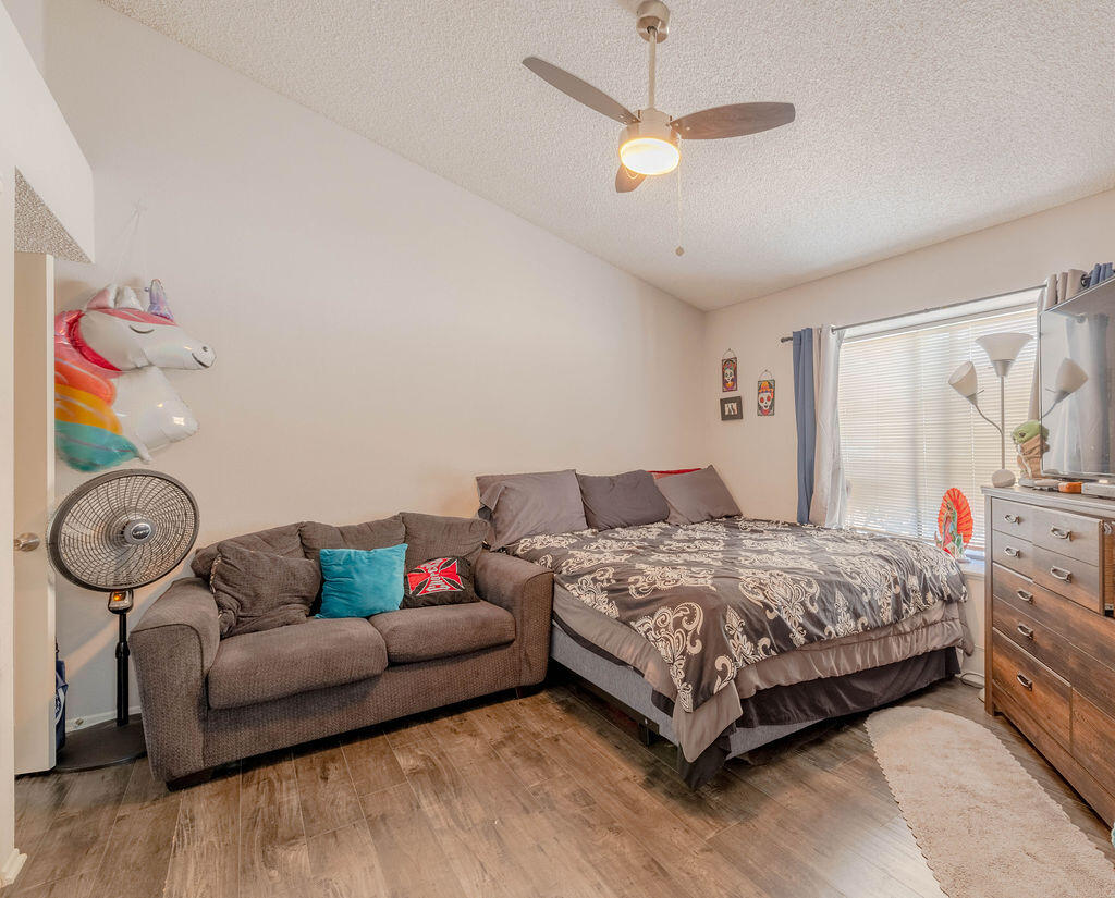 4359 Saddleback Road Palmdale, CA 93552 - Photo 8 of 19 0G7A7734-HDR