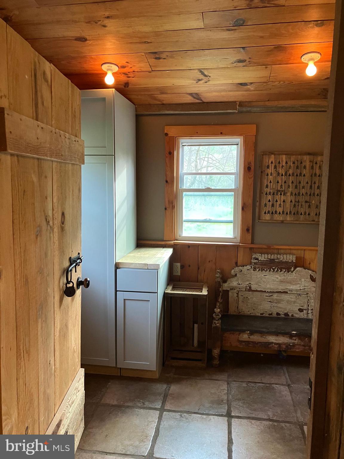 238 Dotterer Road Lenhartsville, PA 19534 - Photo 17 of 39