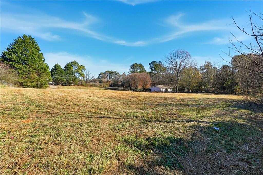 10587 East Cherokee Drive Canton, GA 30115 - Photo 9 of 11