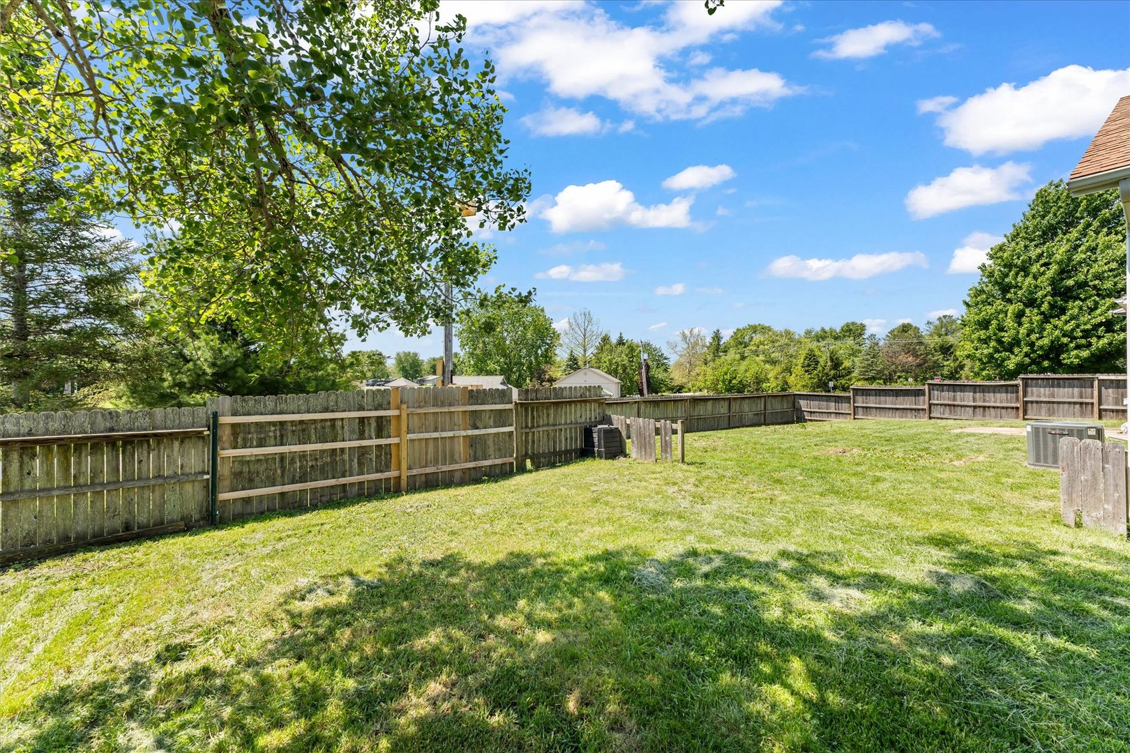 1203 Ridgewood Road Mahomet, IL 61853 - Photo 39 of 42 Gallery Image 39