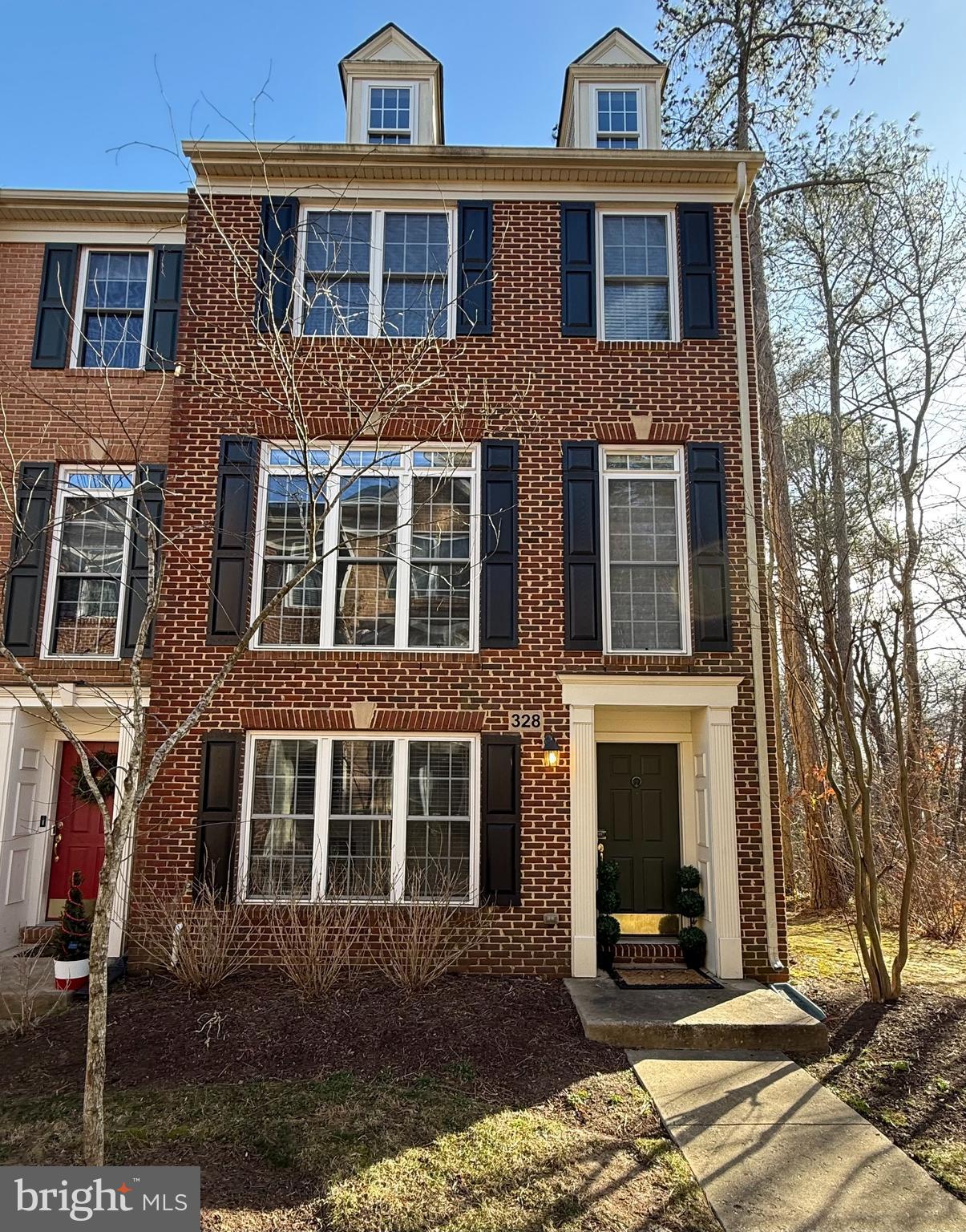 328 Bulwark Alley Annapolis, MD 21401 - Photo 1 of 42 Welcome to 328 Bulwark Alley!