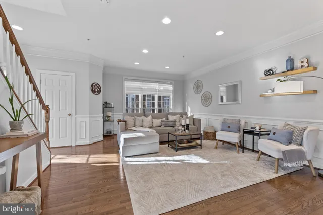 $615,000 | 328 Bulwark Alley, Annapolis, MD 21401