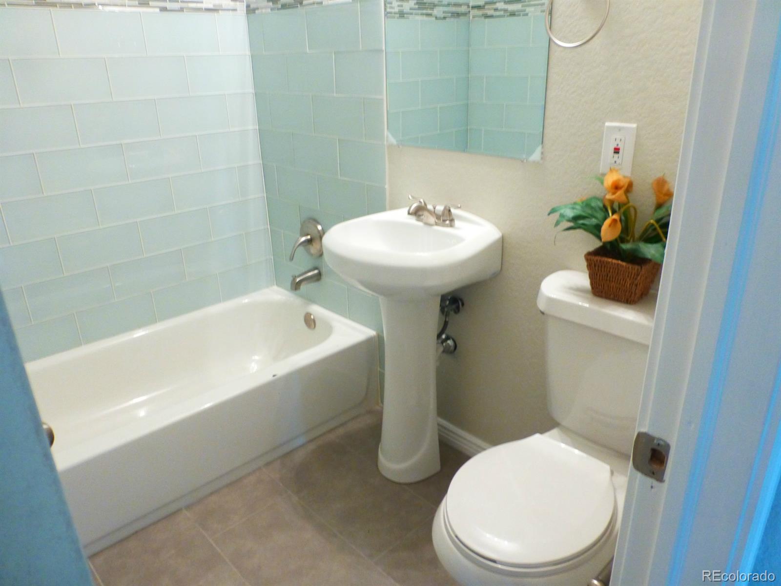 3870 Oak Street Wheat Ridge, CO 80033 - Photo 10 of 16 Gallery Image 10