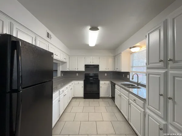 $1,550 | 6114 Royal Creek, San Antonio, TX 78239