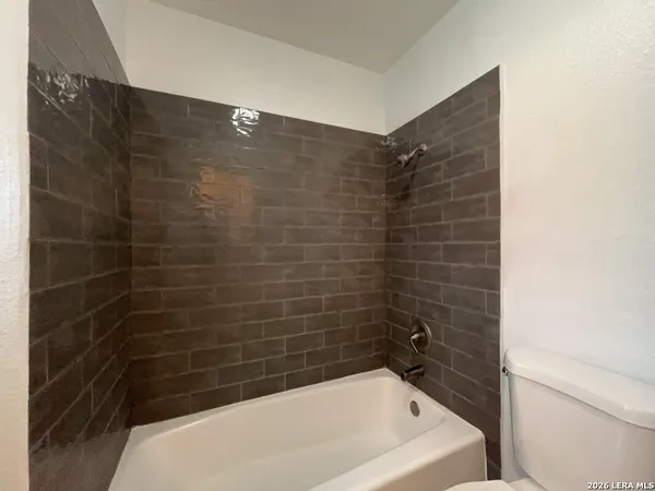 $1,550 | 6114 Royal Creek, San Antonio, TX 78239