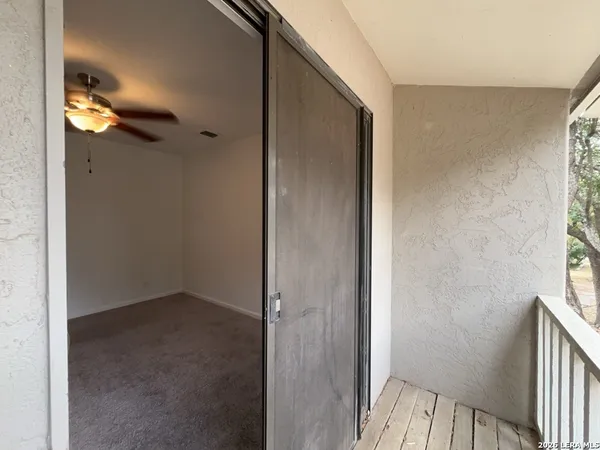 $1,550 | 6114 Royal Creek, San Antonio, TX 78239