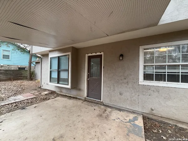 $1,550 | 6114 Royal Creek, San Antonio, TX 78239