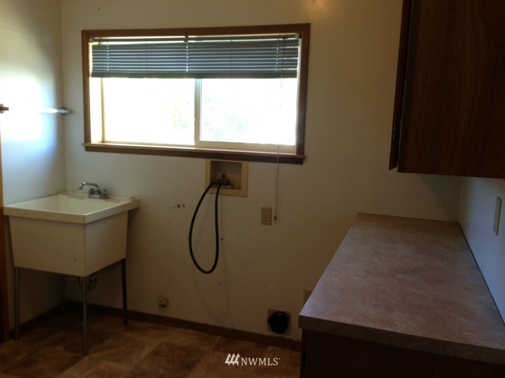 513 Riverside Drive Pateros, WA 98846 - Photo 12 of 19