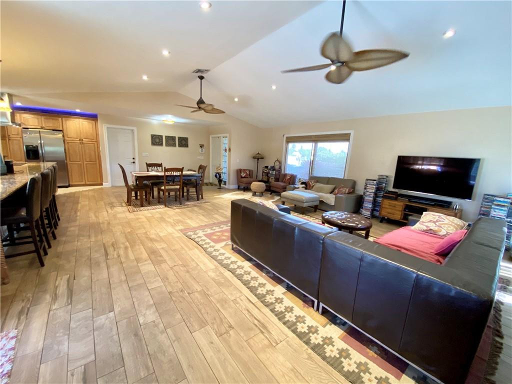 400 Northwest 70th Street Boca Raton, FL 33487 - Photo 9 of 27 Photo 9