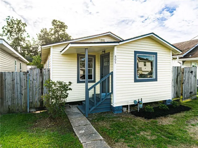 $140,000 | 805 Ave A, Westwego, LA 70094
