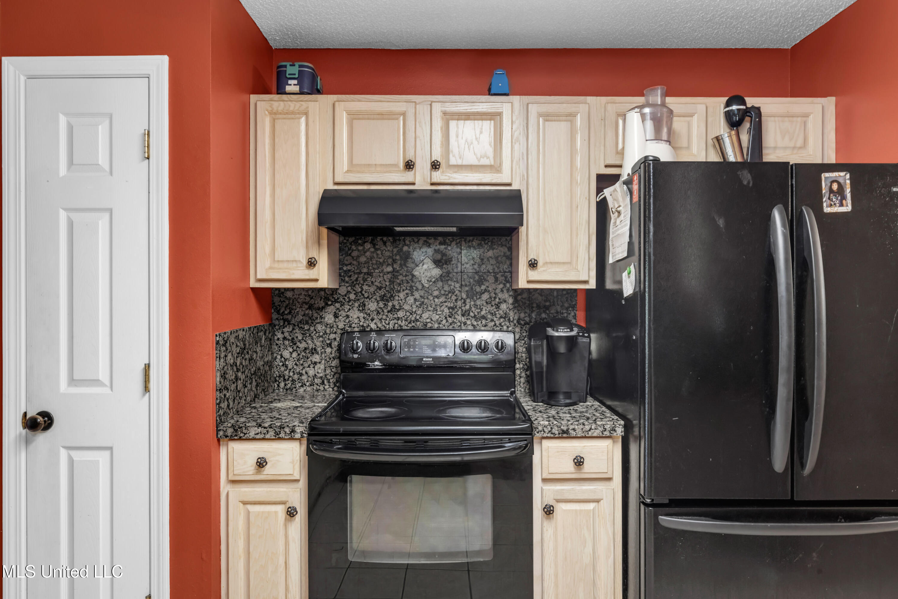 3005 Robalo Drive Gautier, MS 39553 - Photo 11 of 30 Kitchen