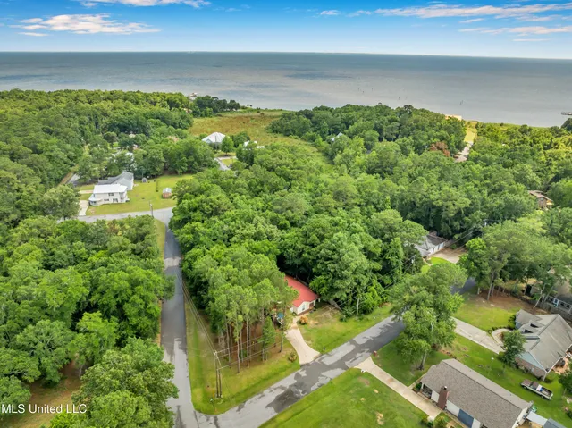 $175,000 | 3005 Robalo Drive, Gautier, MS 39553