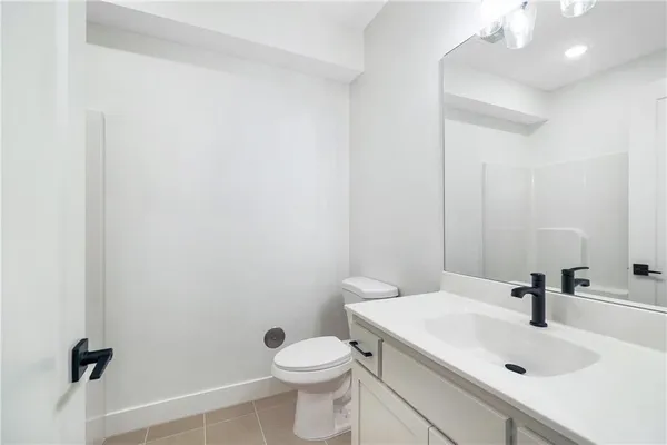 $514,900 | 2376 Northeast Skopelos Court, Blue Springs, MO 64029