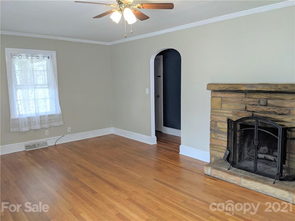 3789 Hartland Road Morganton, NC 28655 - Photo 3 of 22 Gallery Image 3