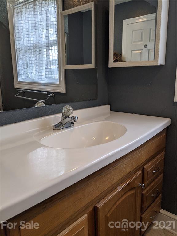 3789 Hartland Road Morganton, NC 28655 - Photo 9 of 22 Gallery Image 9
