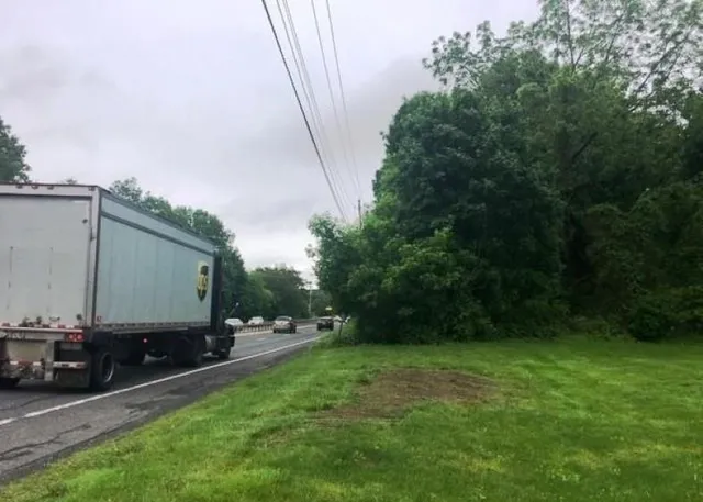 $60,000 | 9 W Route, Highland, NY 12528