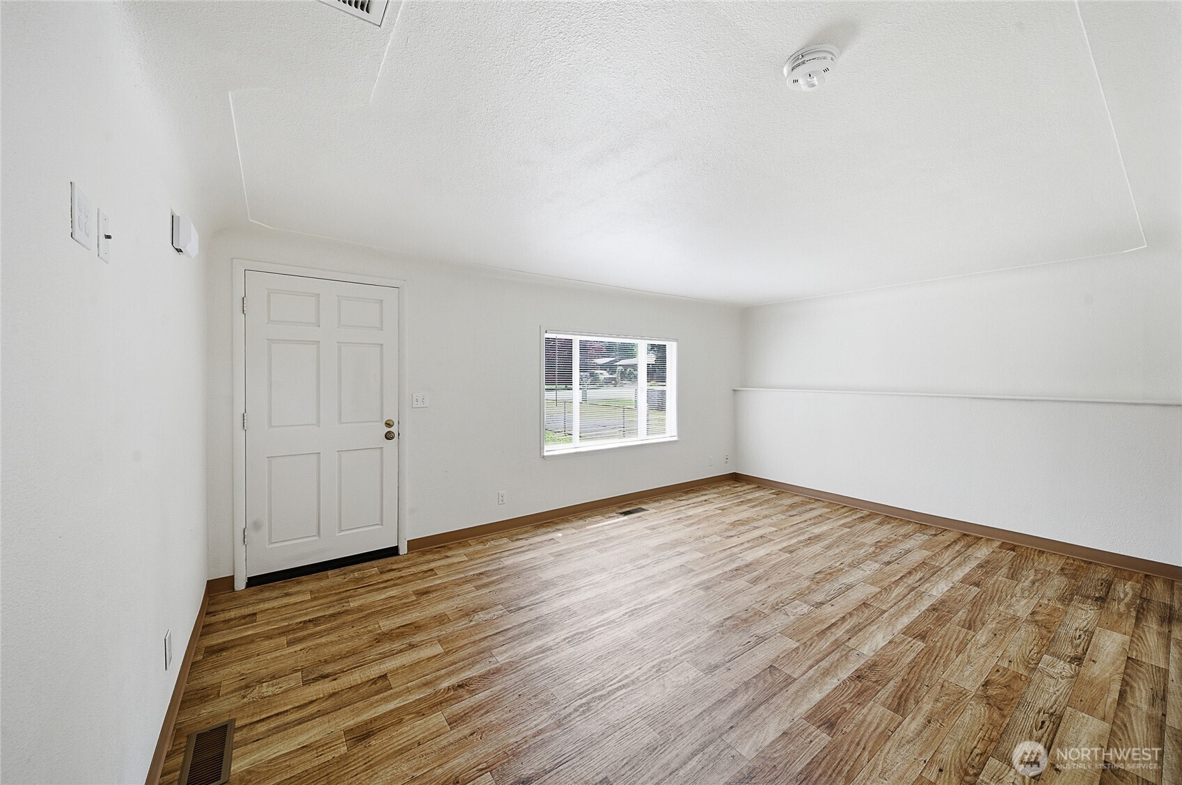 4808 15th Avenue Southeast Lacey, WA 98503 - Photo 8 of 23