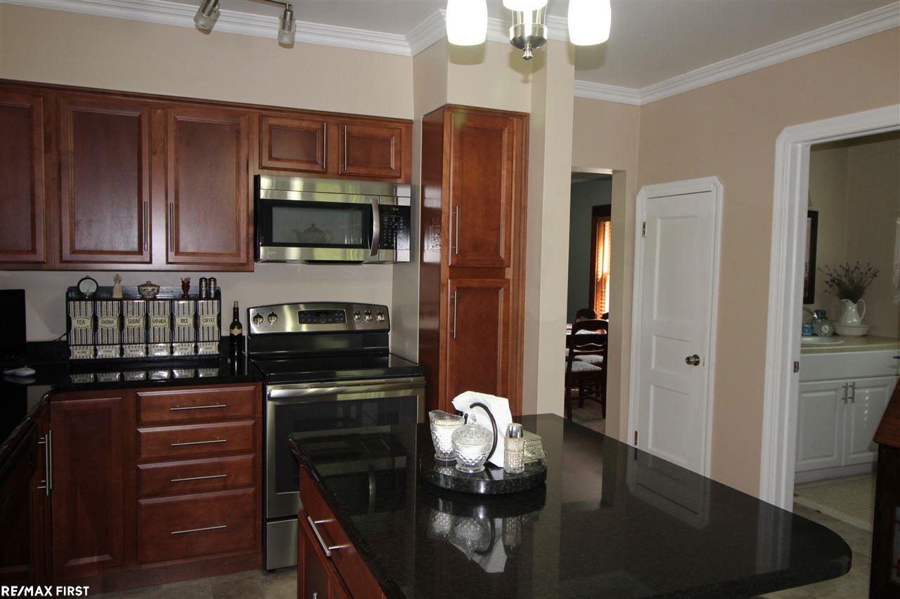 60061 Bates Road New Haven, MI 48048 - Photo 18 of 35 31329870-17.JPG