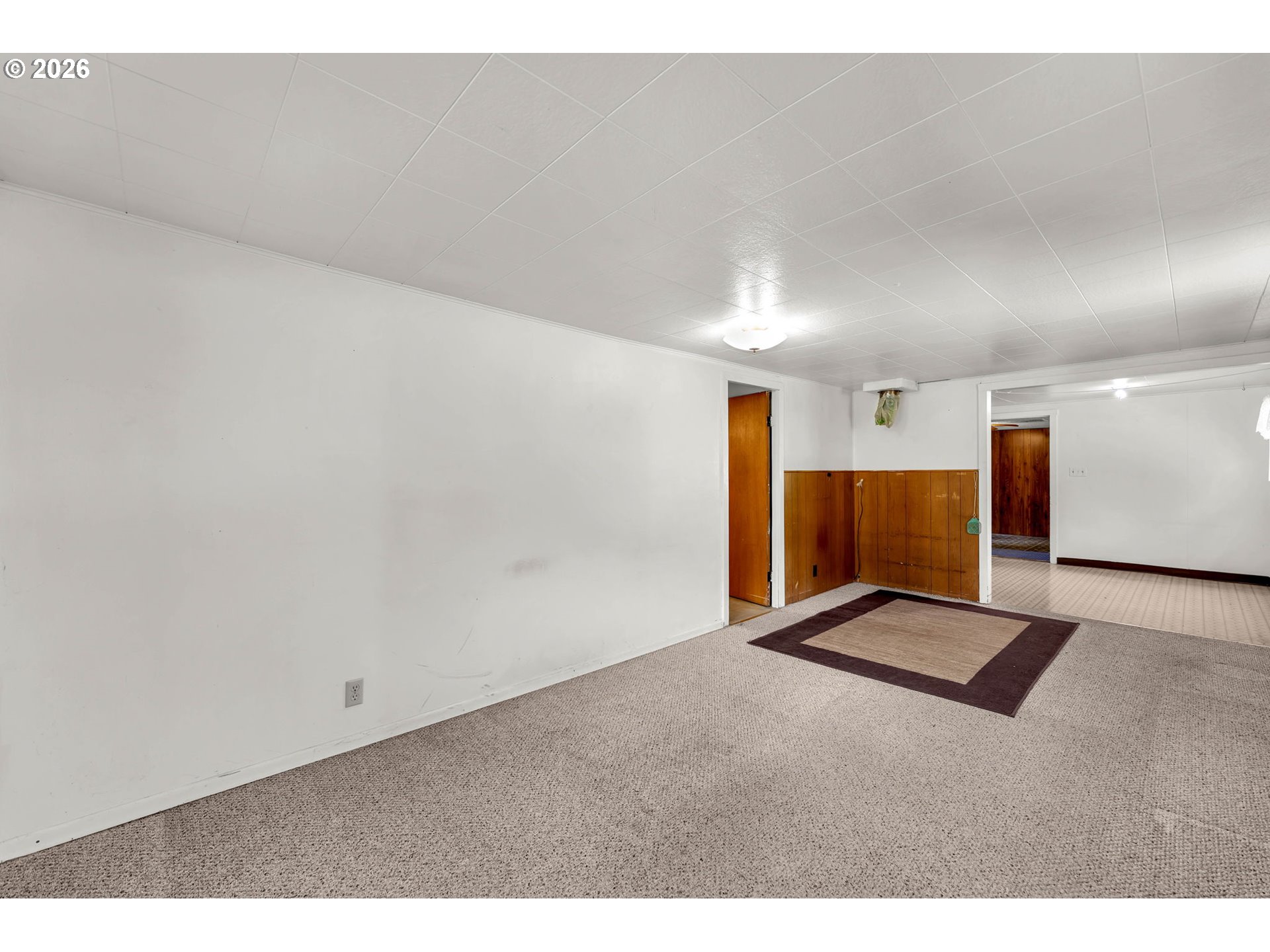 211 Young Road Bingen, WA 98605 - Photo 7 of 22 Gallery Image 7