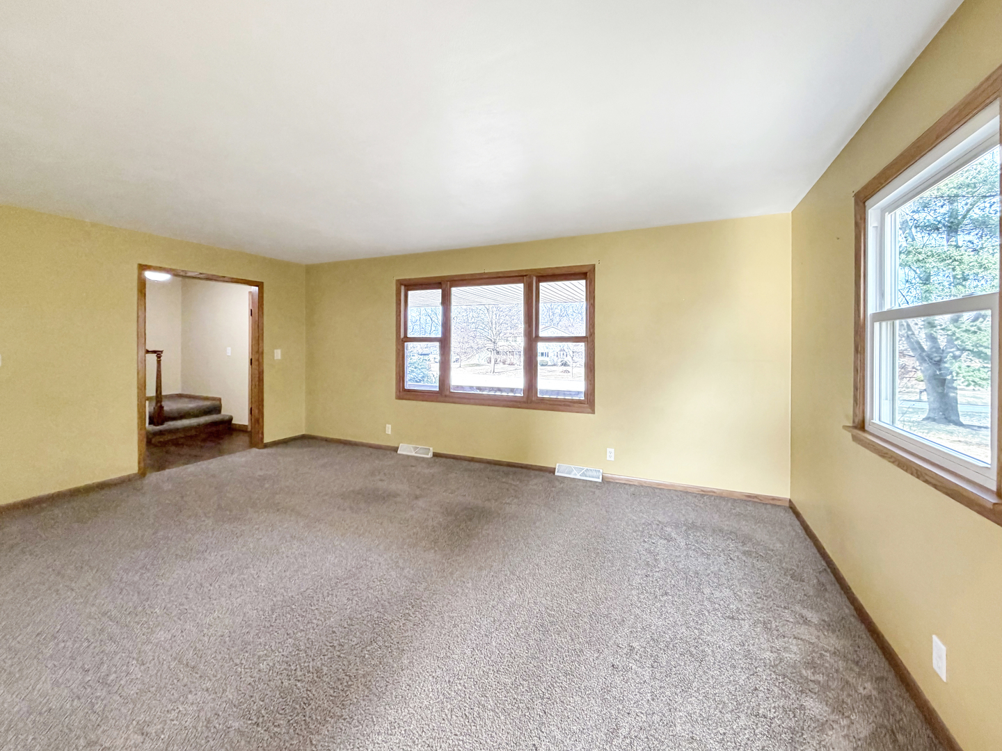 1419 Finch Street Freeport, IL 61032 - Photo 6 of 30 a view of an empty room with a window