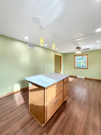 $250,000 | 1419 Finch Street, Freeport, IL 61032