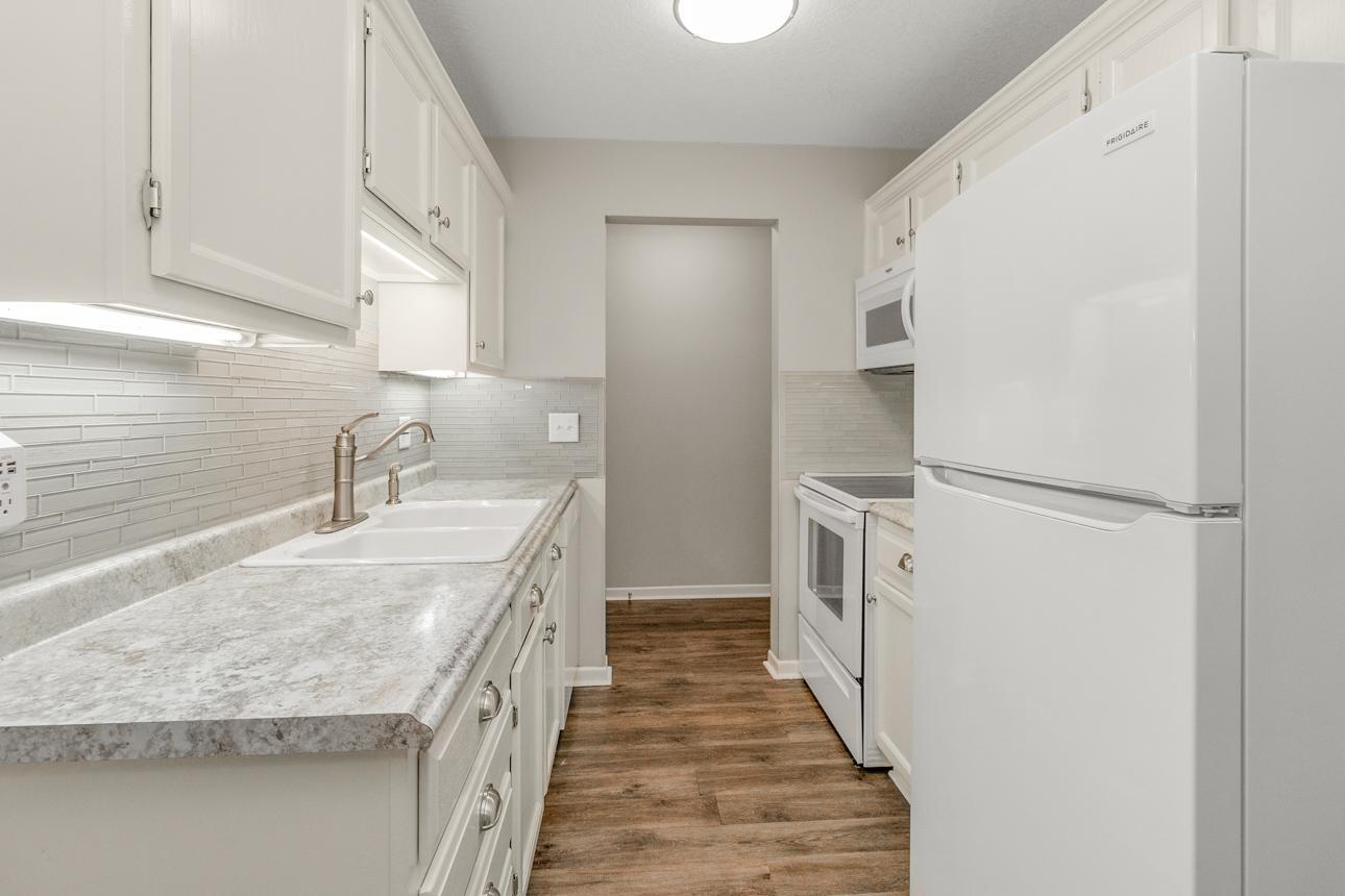 3431 Kent Street, Unit 708 Shoreview, MN 55126 - Photo 6 of 44