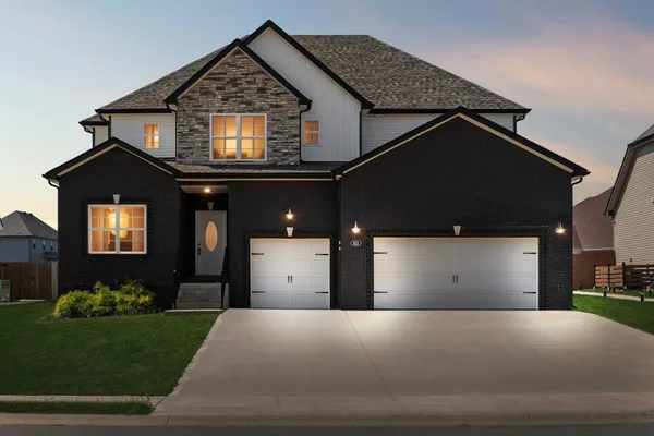 a house view with a outdoor space