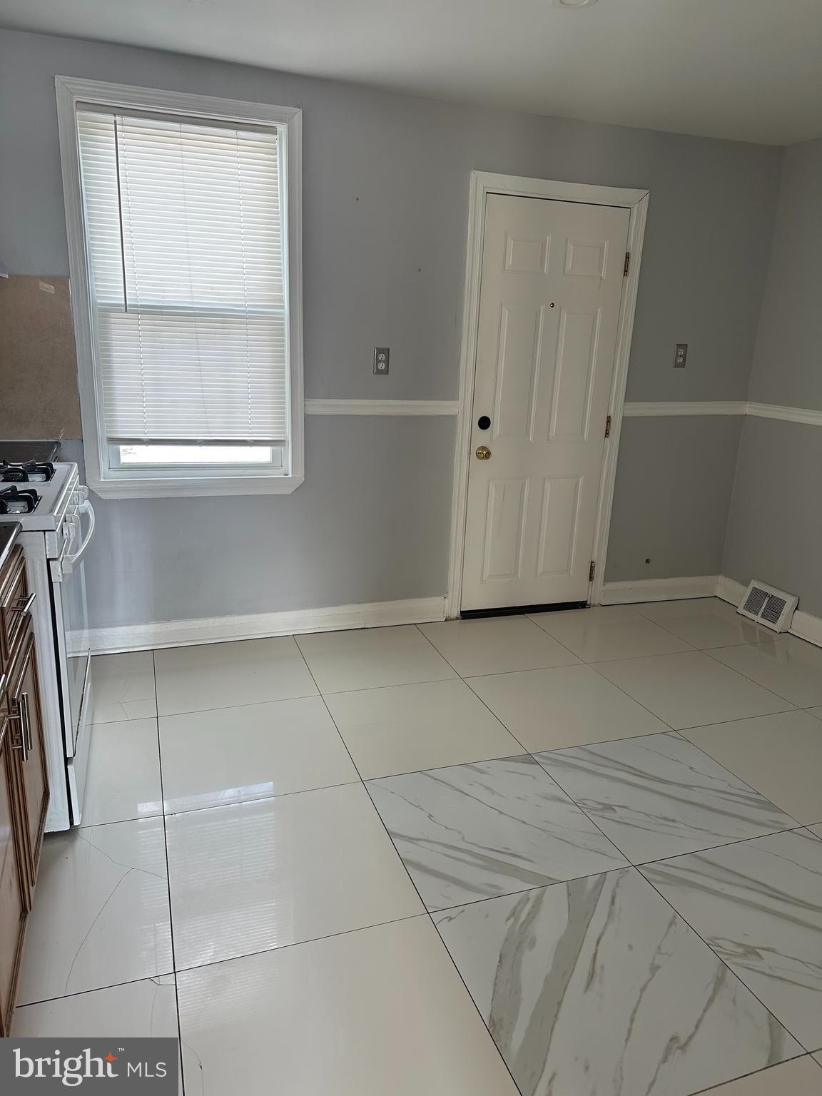 2745 Round Road Baltimore, MD 21225 - Photo 3 of 3