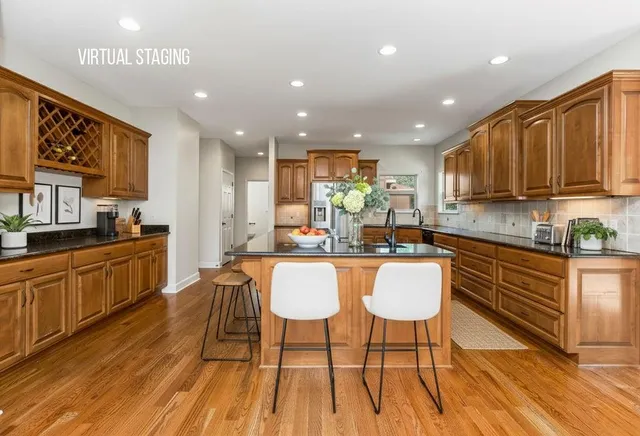 $580,000 | 875 Clearview Drive, Lansing, KS 66043