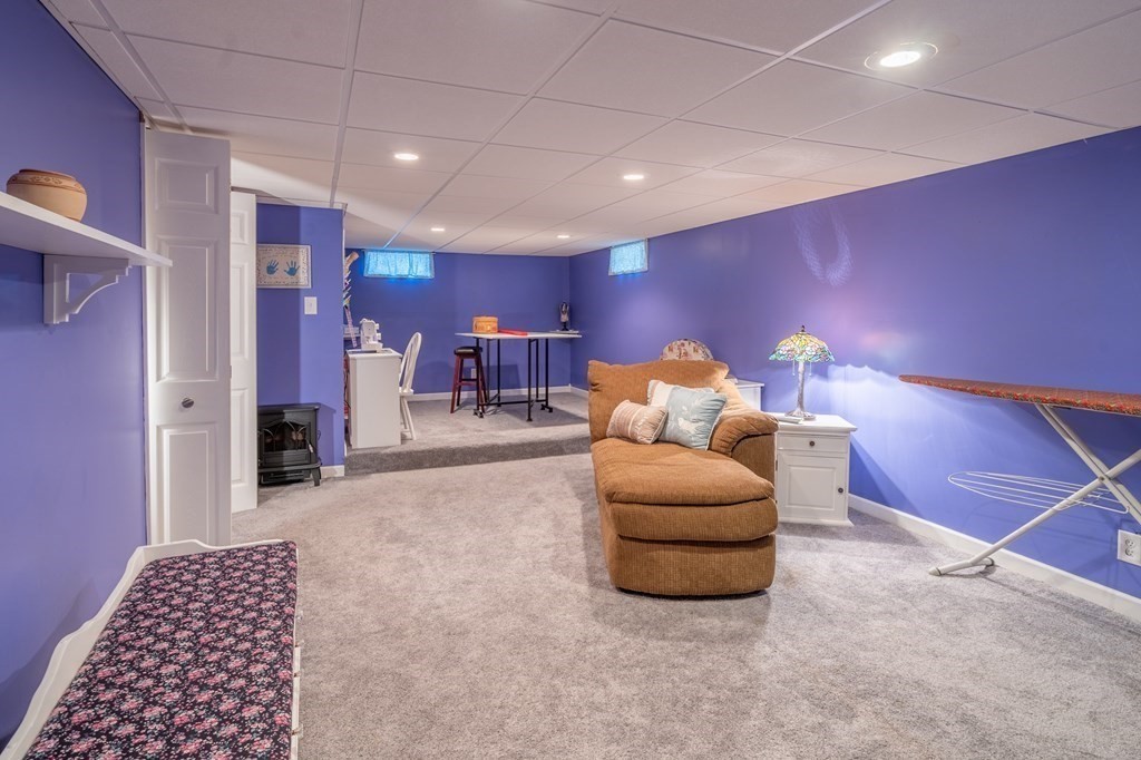 22 Jeffrey Road Springfield, MA 01119 - Photo 26 of 36 Gallery Image 26