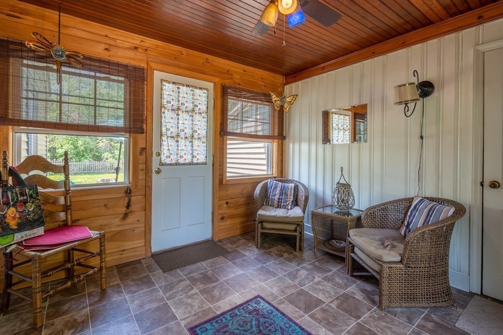 22 Jeffrey Road Springfield, MA 01119 - Photo 7 of 36 Gallery Image 7
