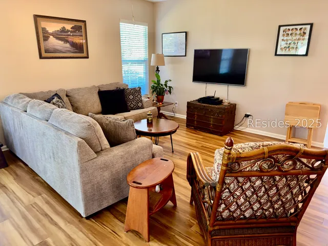 $375,000 | 16 Sweetwater Court, Bluffton, SC 29909