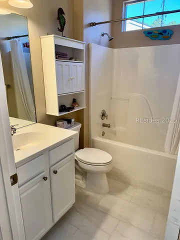 $375,000 | 16 Sweetwater Court, Bluffton, SC 29909