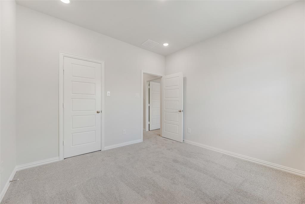 5800 Edward Drive Aubrey, TX 76227 - Photo 15 of 33