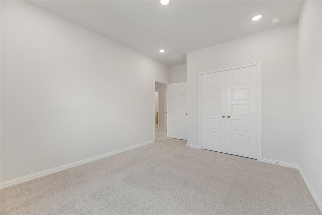 5800 Edward Drive Aubrey, TX 76227 - Photo 20 of 33