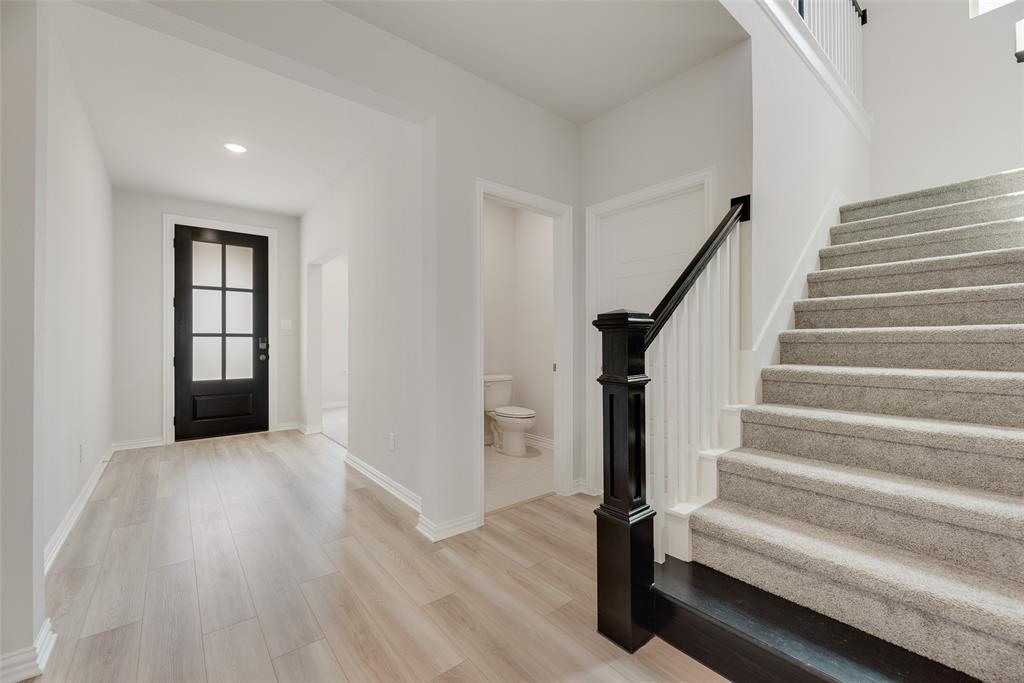 5800 Edward Drive Aubrey, TX 76227 - Photo 9 of 33