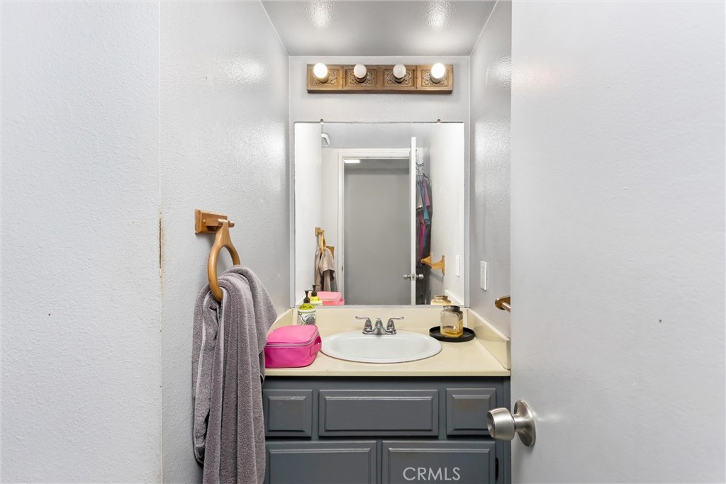 3242 Antler Road Ontario, CA 91761 - Photo 11 of 19