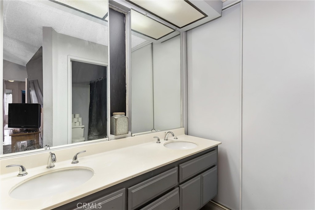 3242 Antler Road Ontario, CA 91761 - Photo 13 of 19