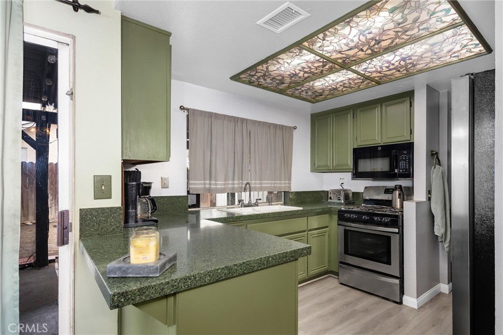 3242 Antler Road Ontario, CA 91761 - Photo 5 of 19