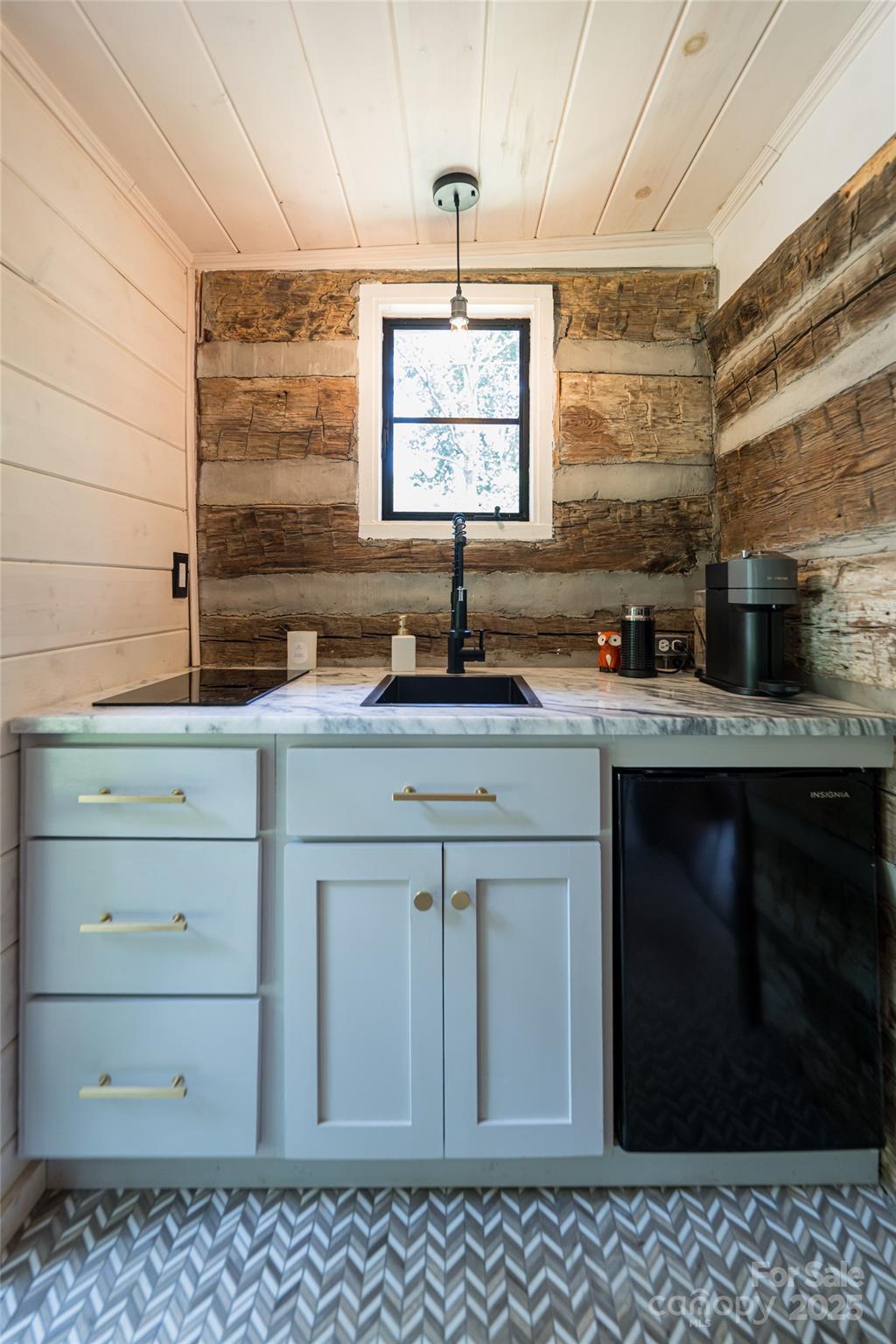 3 Lone Pine Road Biltmore Forest, NC 28803 - Photo 41 of 47 a kitchen with a sink and a mirror
