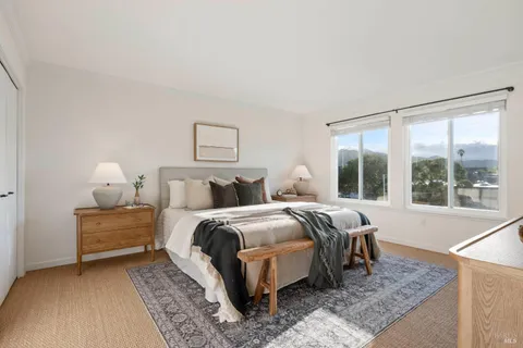 $2,600,000 | 182 Riviera Circle, Larkspur, CA 94939