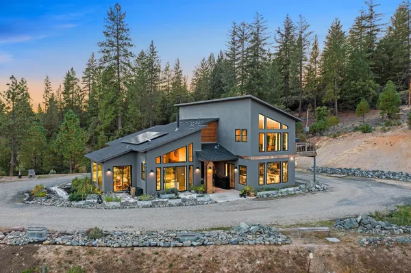$1,690,000 | 29115 Secret Town Road, Colfax, CA 95713